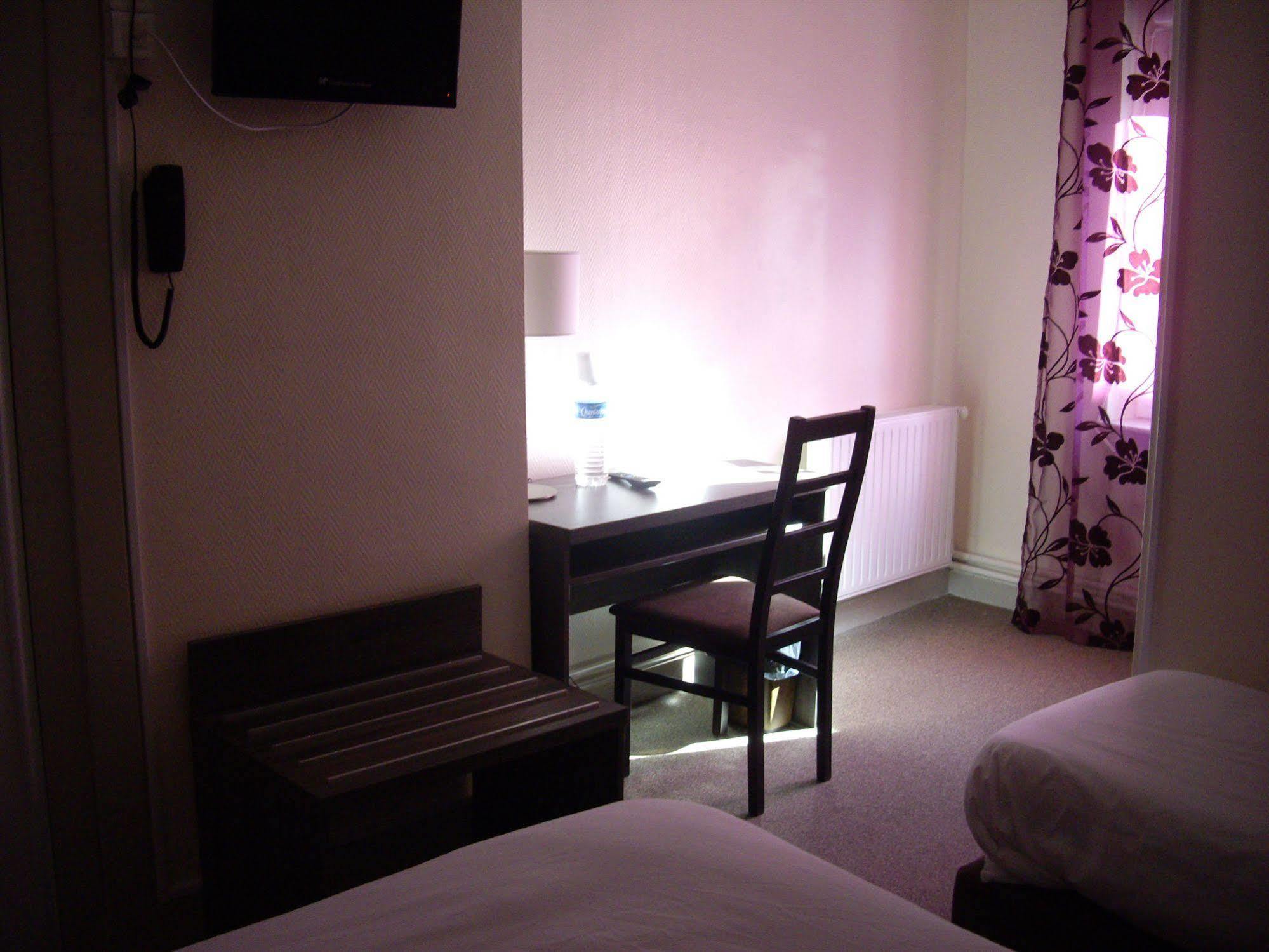 Logis-Hotel & Restaurant Le Carnot 2*